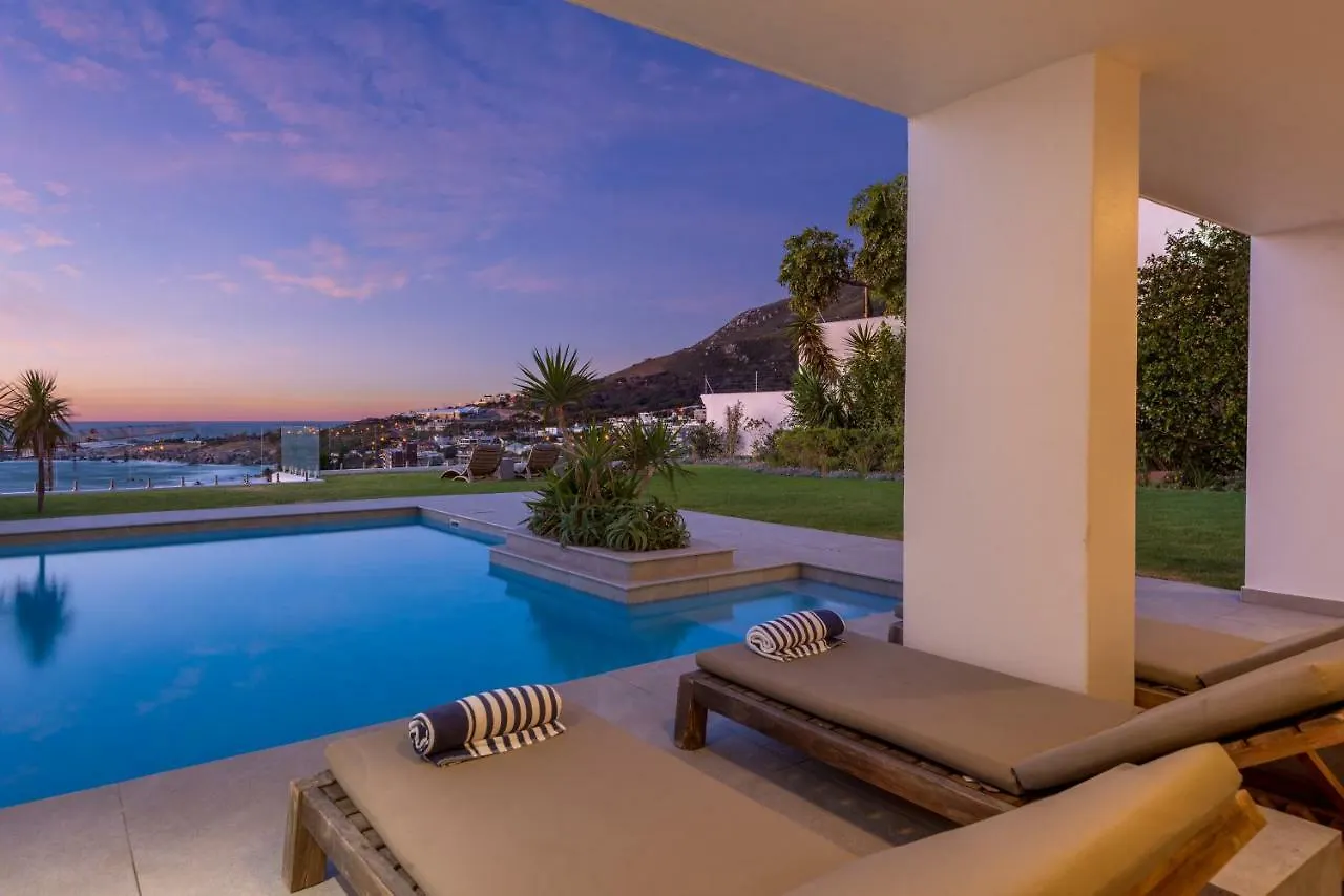 Βίλα Sandpiper House: Stunning Ocean Views, Heated Pool & Large Garden Κέιπ Τάουν