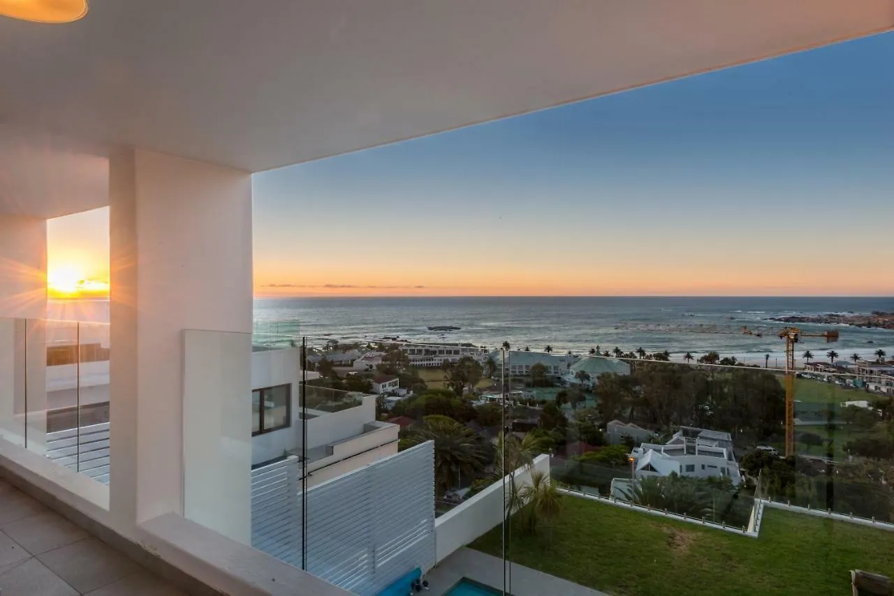 Βίλα Sandpiper House: Stunning Ocean Views, Heated Pool & Large Garden Κέιπ Τάουν Νότια Αφρική